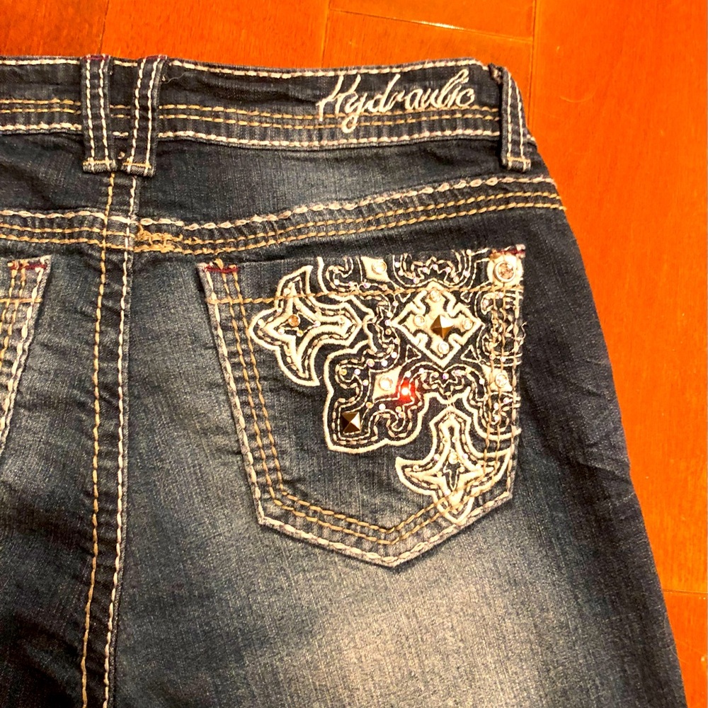 Hydraulic Embroidered Jeans